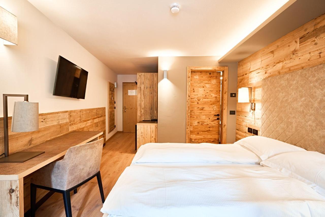 Hotel Crozzon Madonna Exterior foto